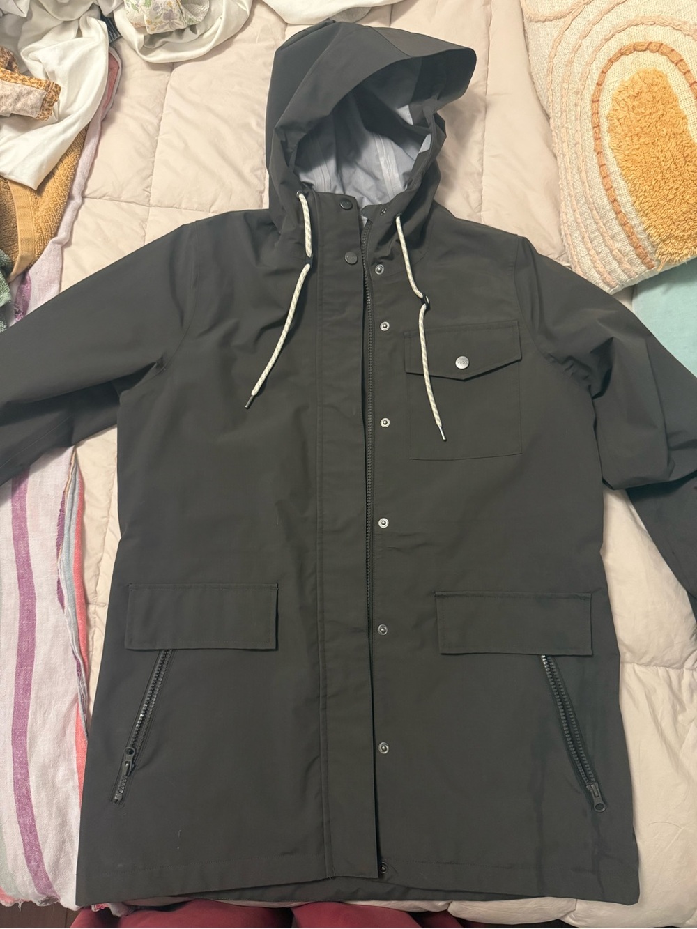 Vuori Palisades rain jacket
